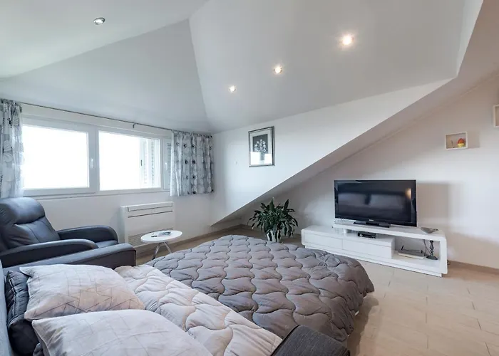 Apartment Monta